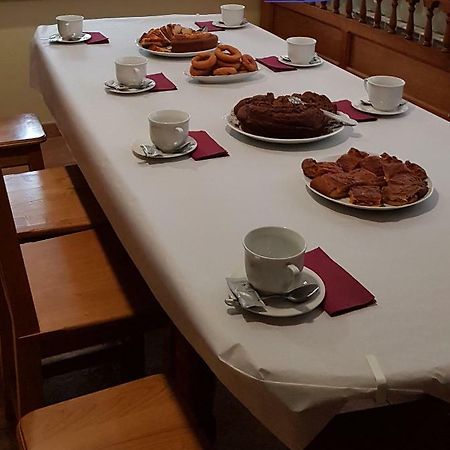 Hotel Ana Cangas De Narcea Extérieur photo
